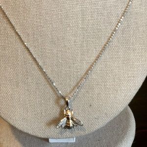 🛍️Sterling silver beaded link necklace w/a hornet